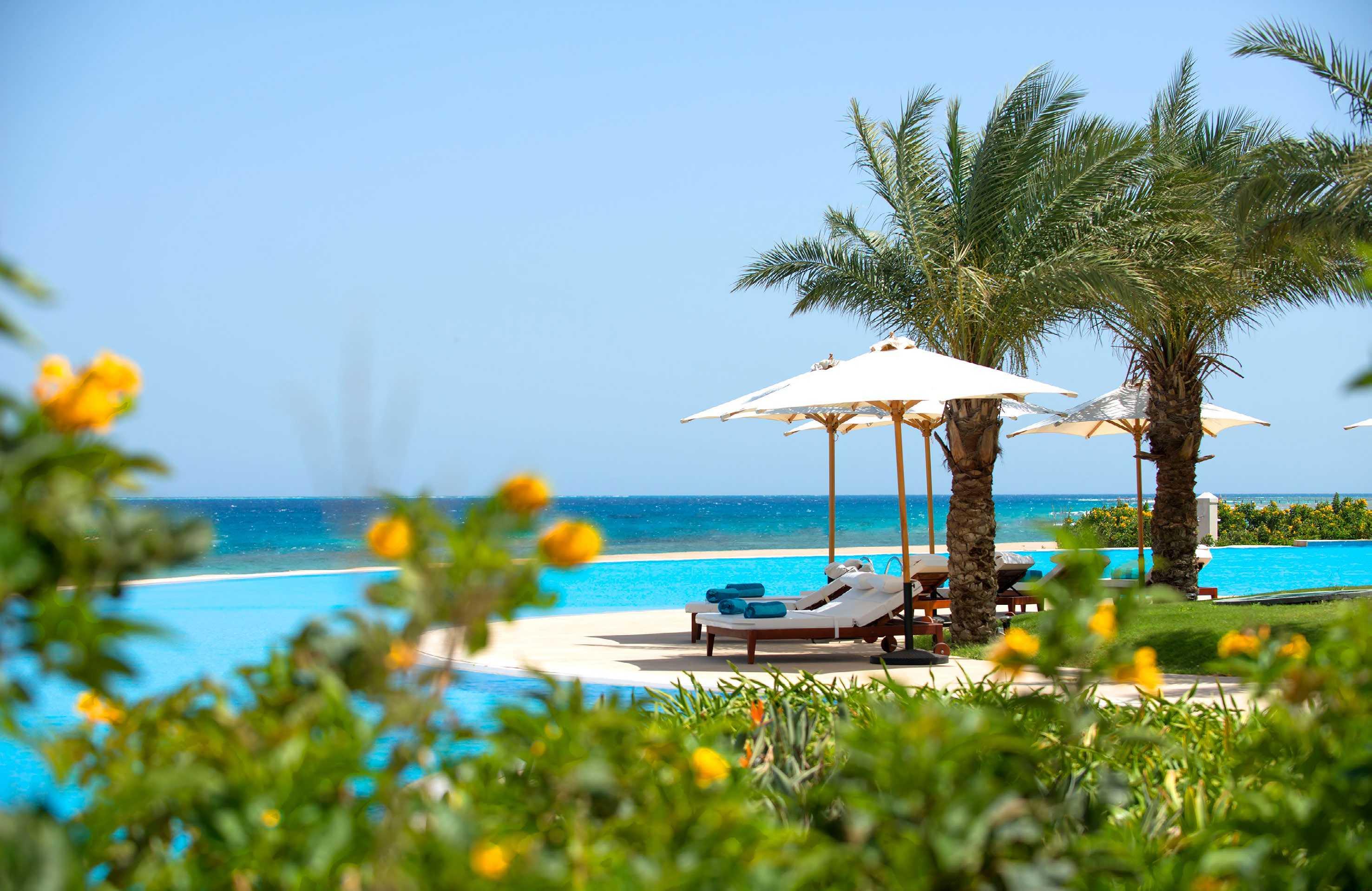 Baron Palace Sahl Hasheesh Hurghada Eksteriør billede The pool at the resort