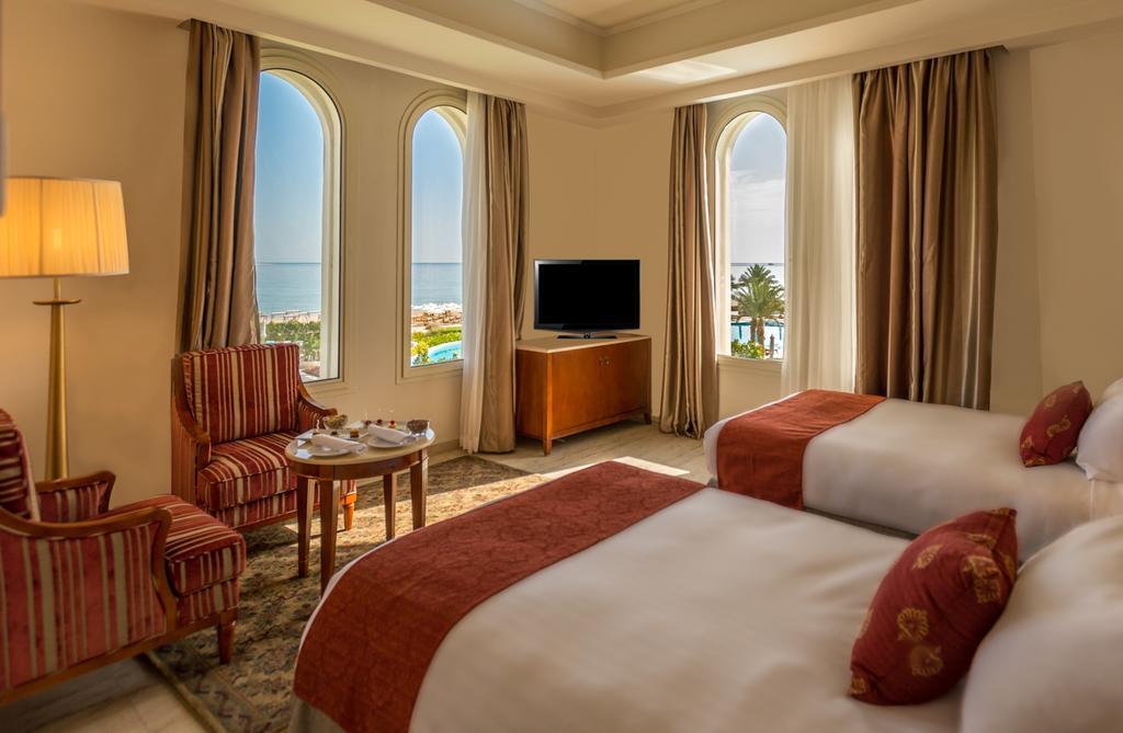 Baron Palace Sahl Hasheesh Hurghada Eksteriør billede A room at the hotel